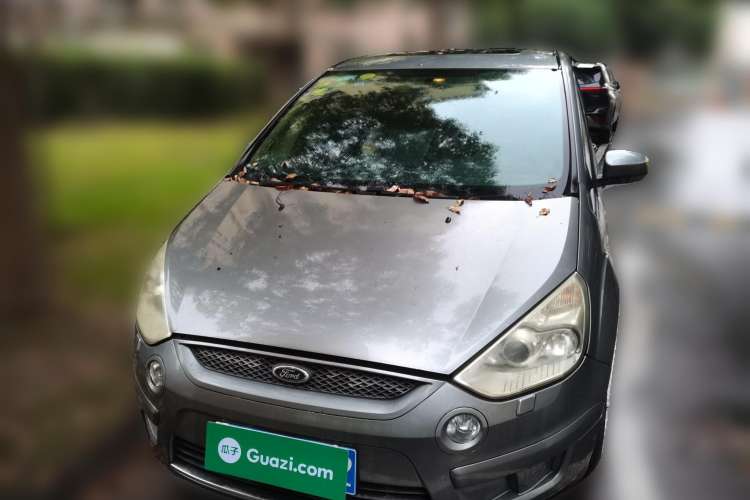 Used Ford 2008 2.3L 7-Seater Luxury Version Front