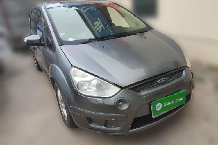 Used Ford 2008 2.3L 7-Seater Luxury Version Front Right 45 Deg