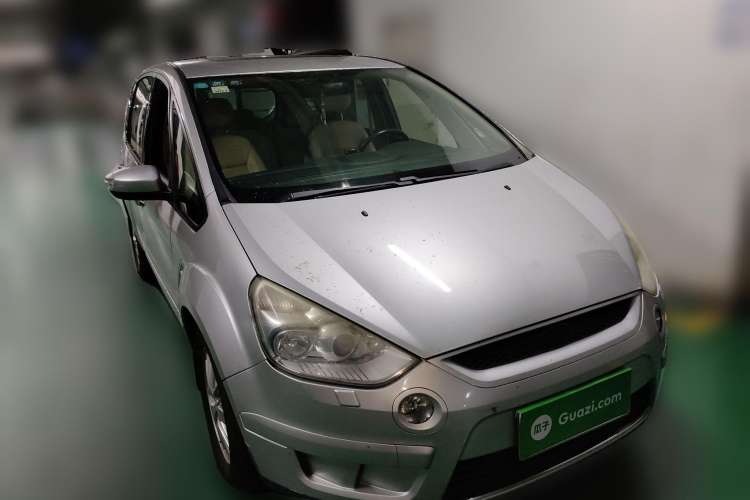 Used Ford 2008 2.3L 7-Seater Luxury Version Front Right 45 Deg