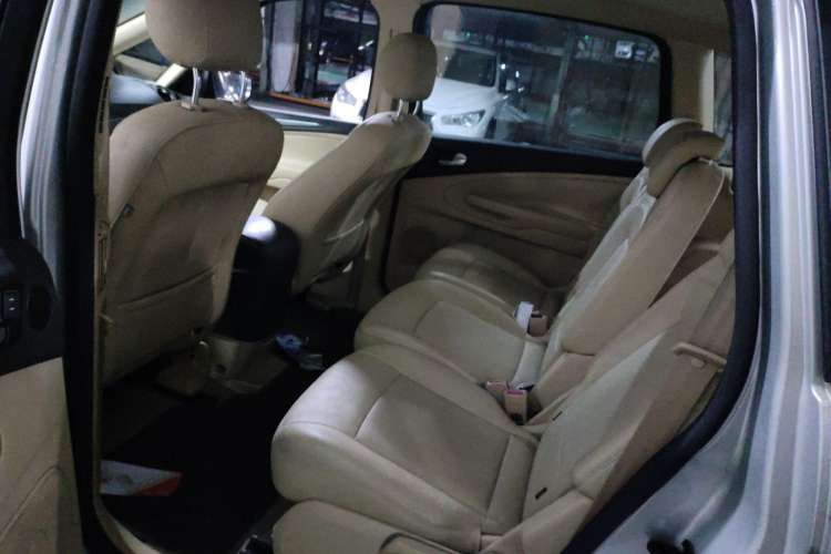 Used Ford 2008 2.3L 7-Seater Luxury Version Left Rear Seat