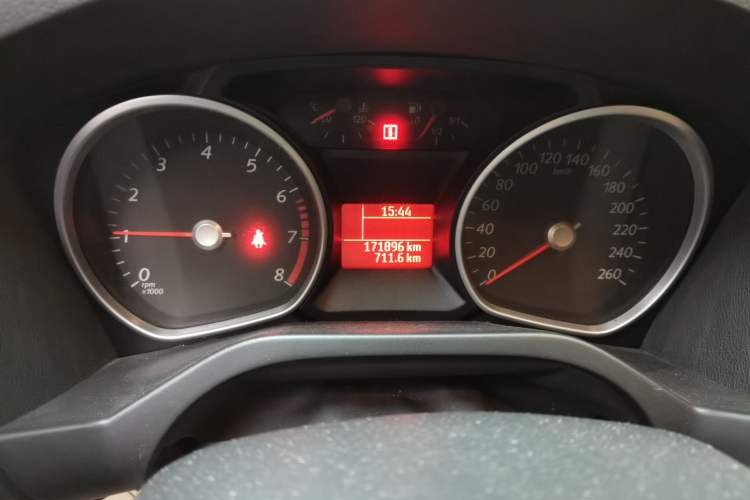 Used Ford 2008 2.3L 7-Seater Luxury Version Odometer Close Up
