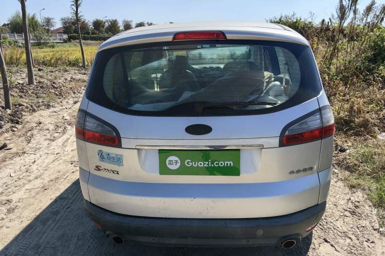 Used Ford 2008 2.3L 7-Seater Luxury Version Rear