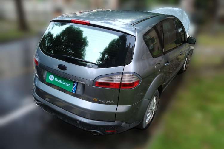 Used Ford 2008 2.3L 7-Seater Luxury Version Rear Right 45 Deg