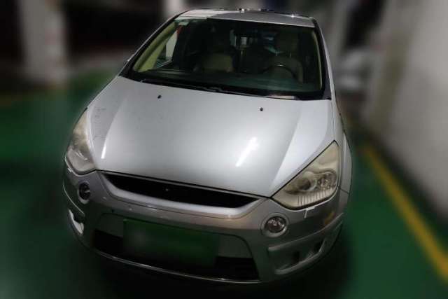 Used Ford 2008 2.3L 7-Seater Luxury Version