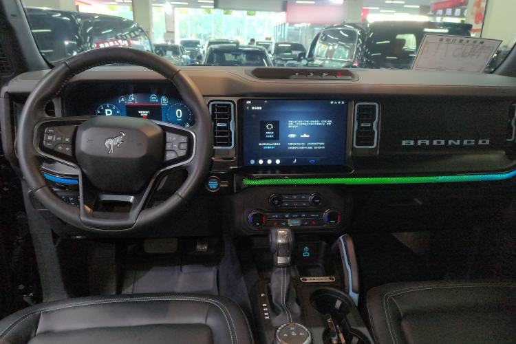 Used Ford Bronco 2024 2.3T Diamond Edition Center Console