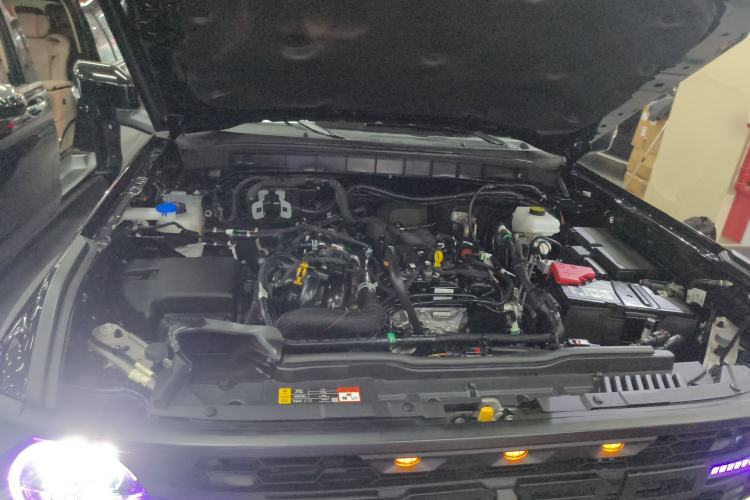 Used Ford Bronco 2024 2.3T Diamond Edition Engine Bay