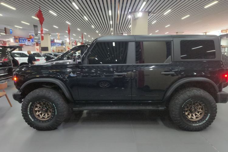 Used Ford Bronco 2024 2.3T Diamond Edition Left Side