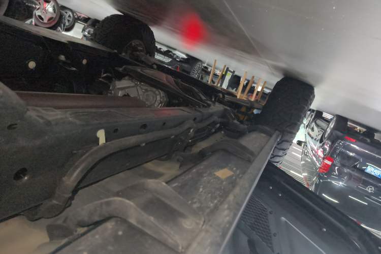 Used Ford Bronco 2024 2.3T Diamond Edition Left Side Sill