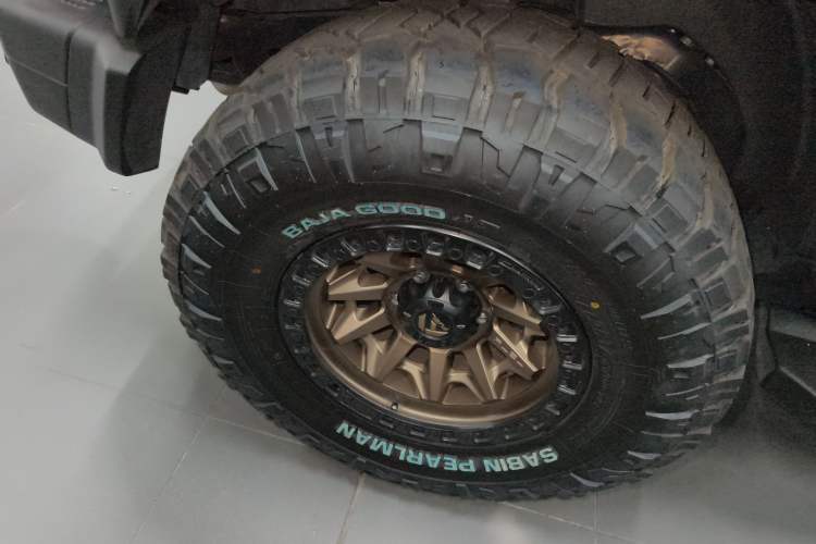 Used Ford Bronco 2024 2.3T Diamond Edition Right Rear Wheel Hub