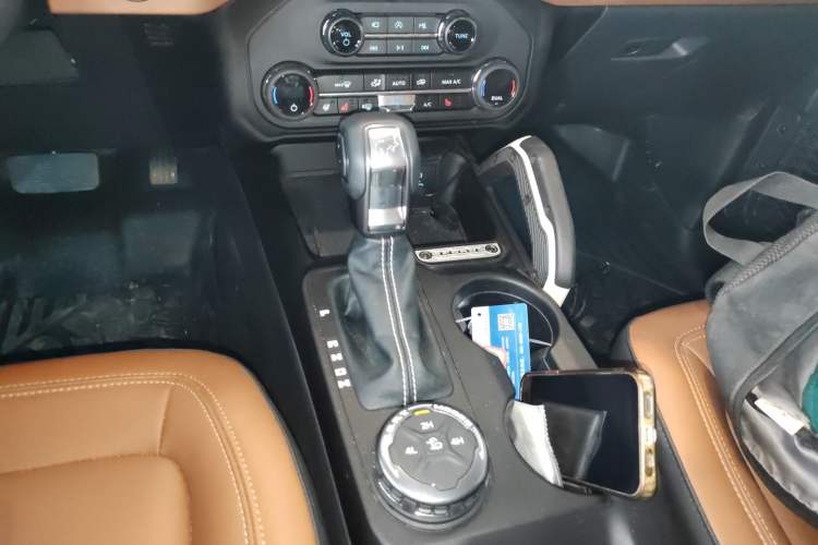 Used Ford Bronco 2024 2.3T Long Beach Gear Lever