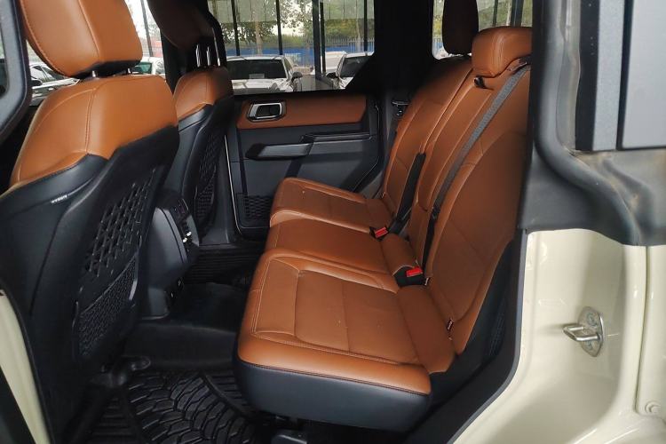 Used Ford Bronco 2024 2.3T Long Beach Interior 4