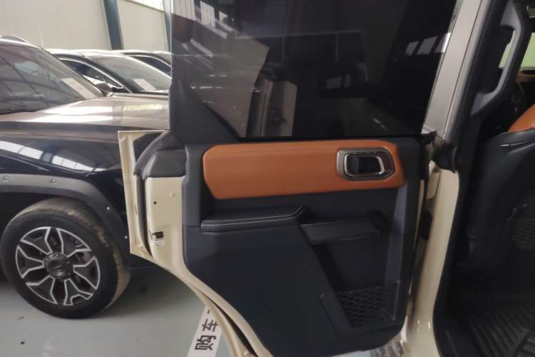 Used Ford Bronco 2024 2.3T Long Beach Interior 8
