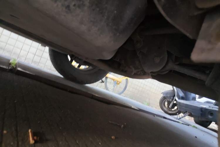 Used Ford Bronco  Chassis Rear Left