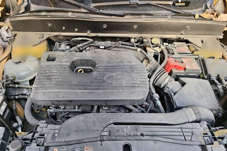 Used Ford Bronco  Engine Bay