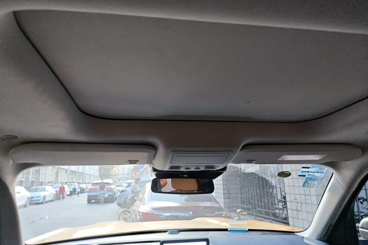 Used Ford Bronco  Headliner
