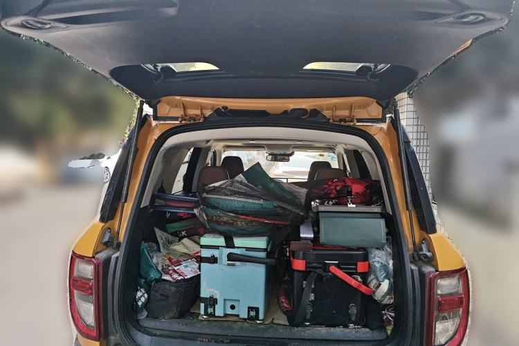 Used Ford Bronco  Trunk