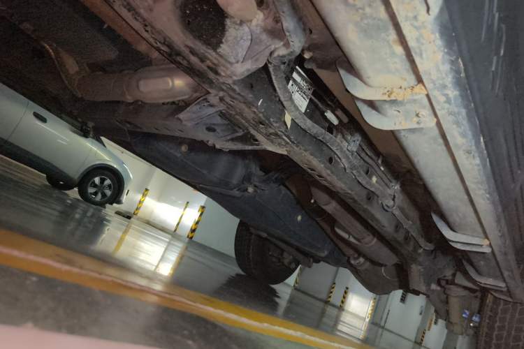 Used Ford Bronco  Chassis Front Left