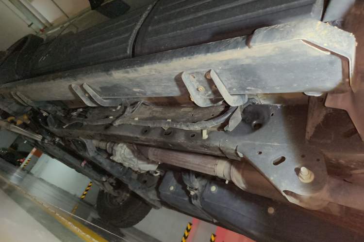 Used Ford Bronco  Chassis Rear Left