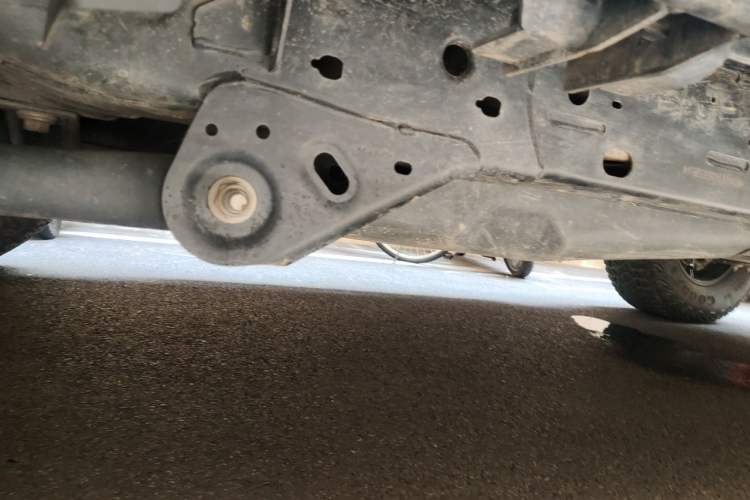 Used Ford Bronco  Chassis Rear Right