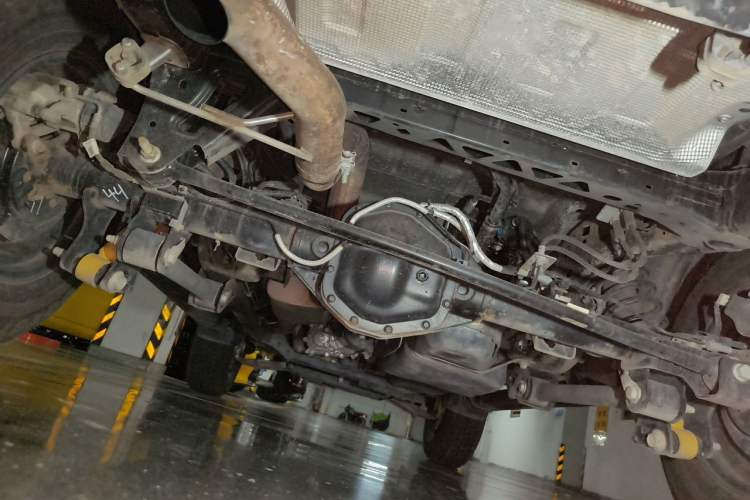 Used Ford Bronco  Chassis Rear