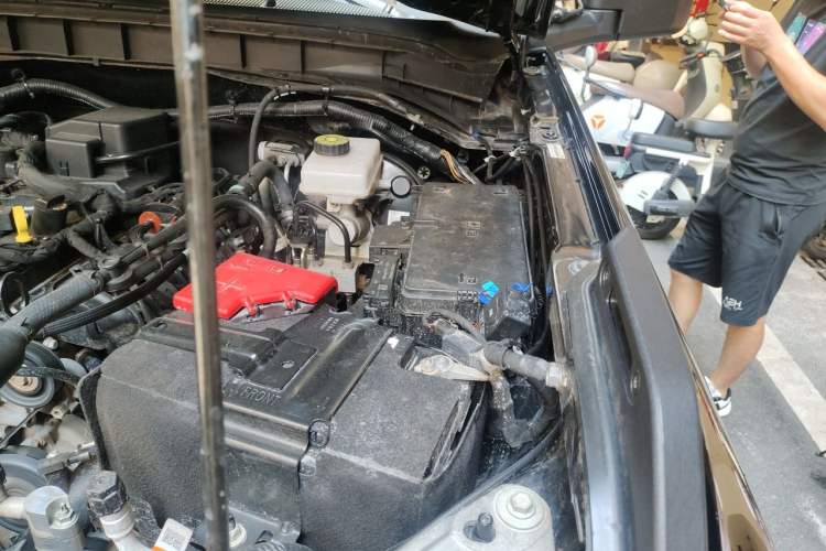 Used Ford Bronco  Engine Bay Left