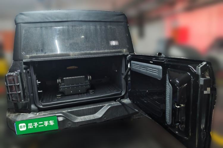 Used Ford Bronco  Trunk