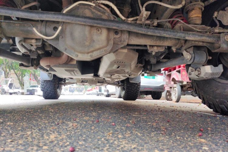 Used Ford Bronco  Chassis Rear