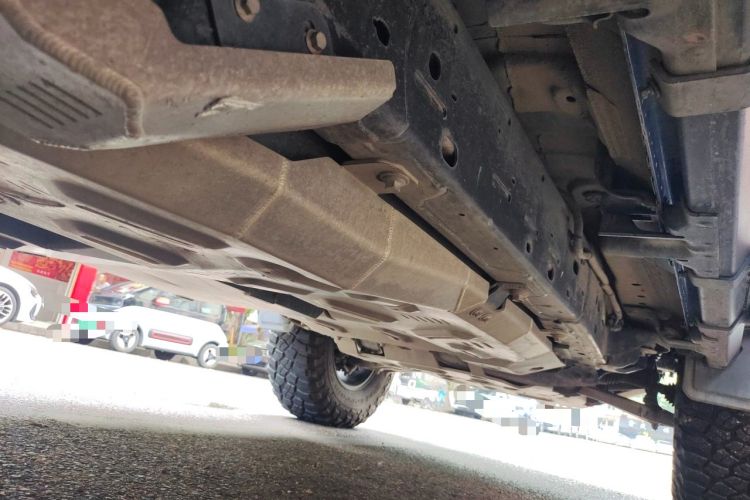 Used Ford Bronco  Chassis Rear Right