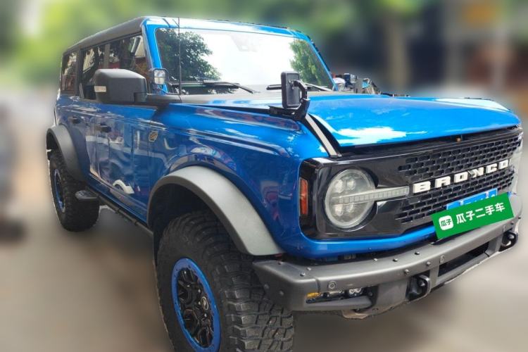 Used Ford Bronco  Front Right 45 Deg