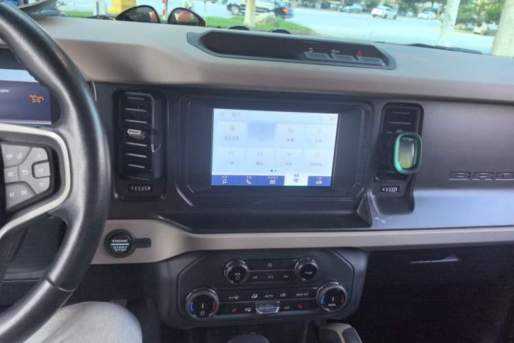 Used Ford Bronco  Audio And AC Panel