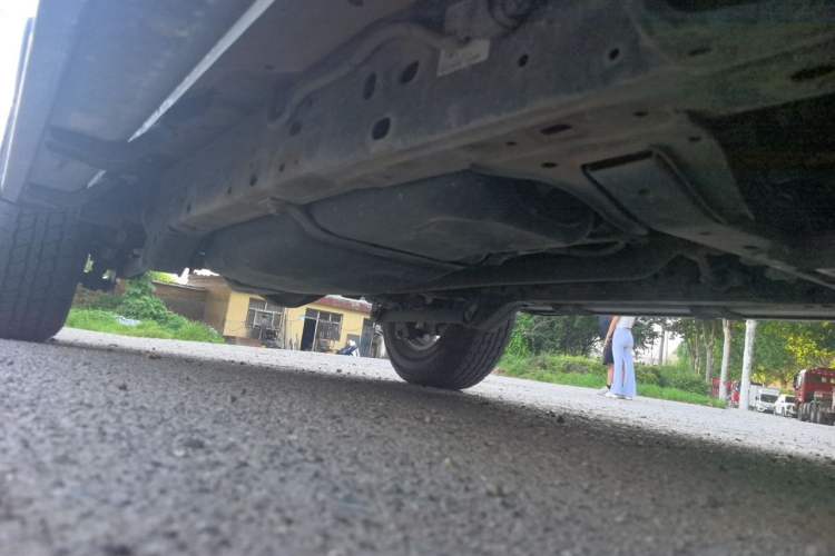 Used Ford Bronco  Chassis Front Right