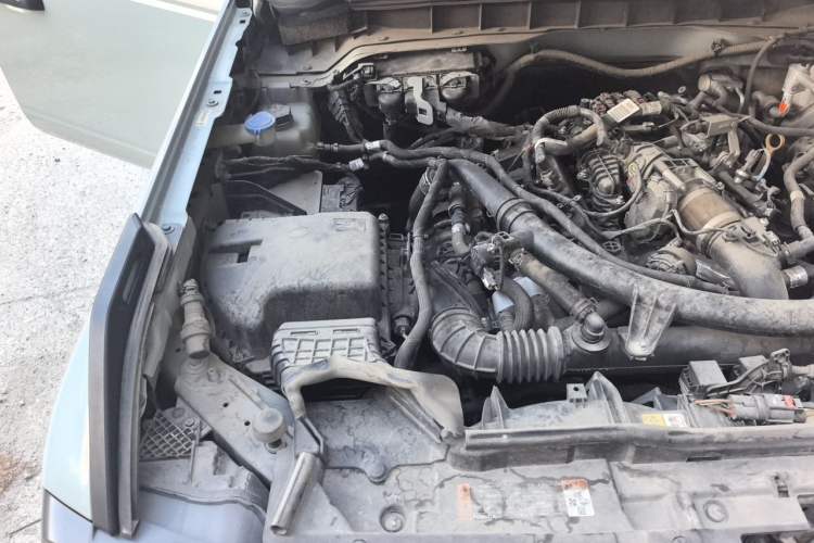Used Ford Bronco  Engine Bay Right
