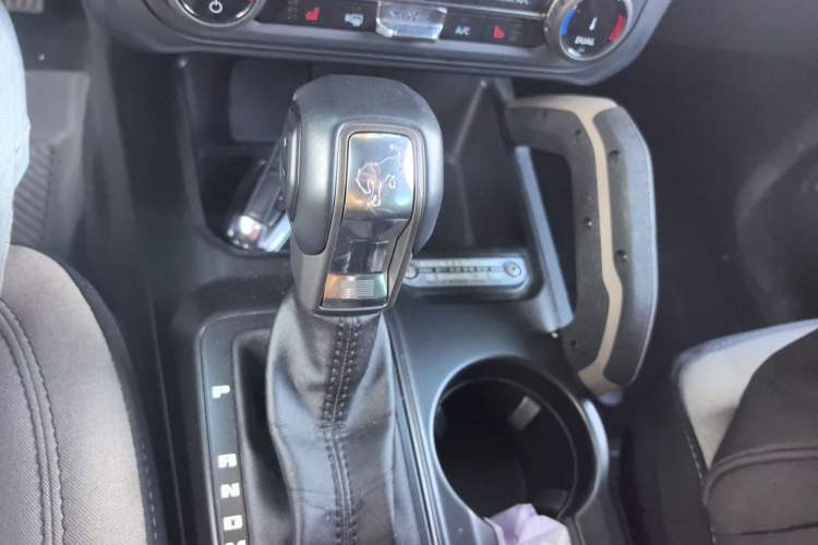 Used Ford Bronco  Gear Lever