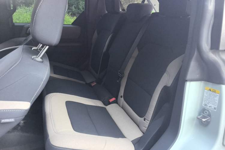 Used Ford Bronco  Left Rear Seat