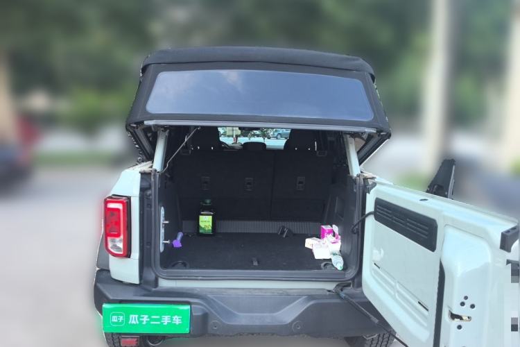 Used Ford Bronco  Trunk