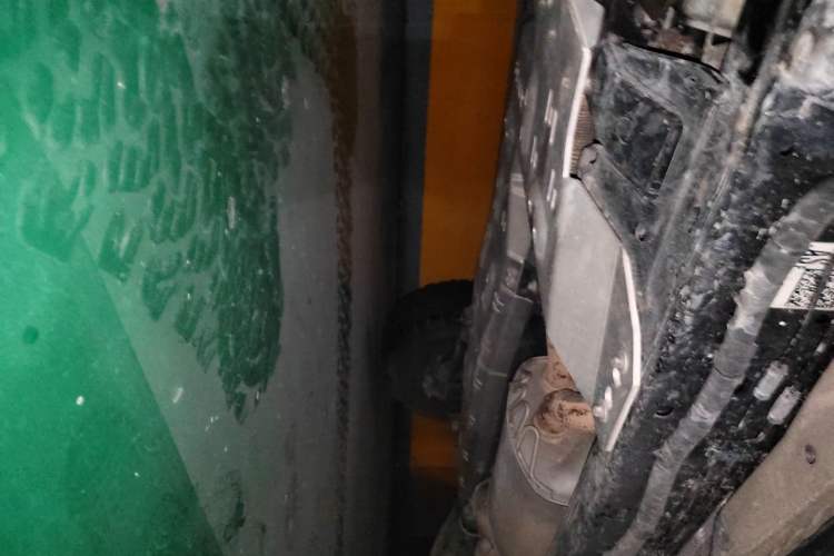 Used Ford Bronco  Chassis Front Left