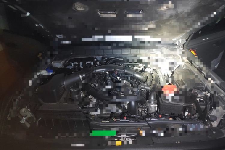 Used Ford Bronco  Engine Bay