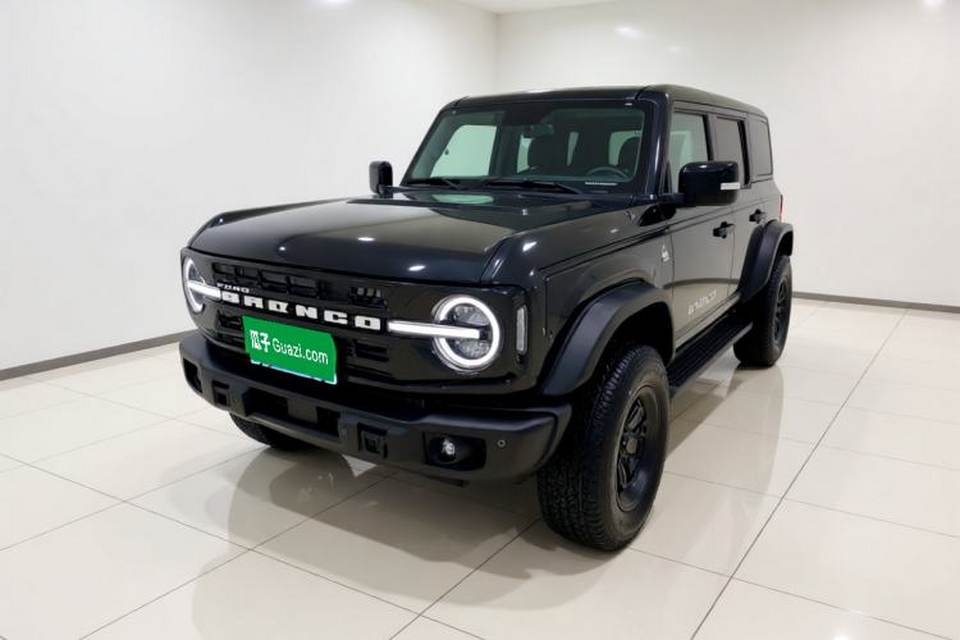 Ford Bronco 2024