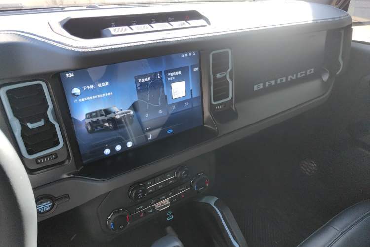 Used Ford Bronco 2024 2.3T Ink Diamond Big-Tire Off-Road Version Audio And AC Panel