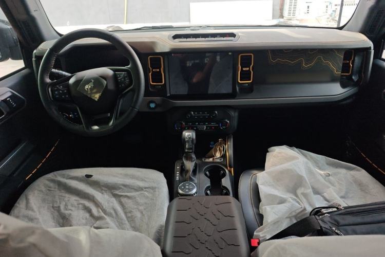 Used Ford Bronco 2024 2.3T Wilderness Center Console