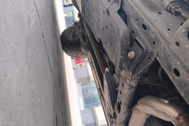 Used Ford Bronco 2024 2.3T Ink Diamond Big-Tire Off-Road Version Chassis Front Right