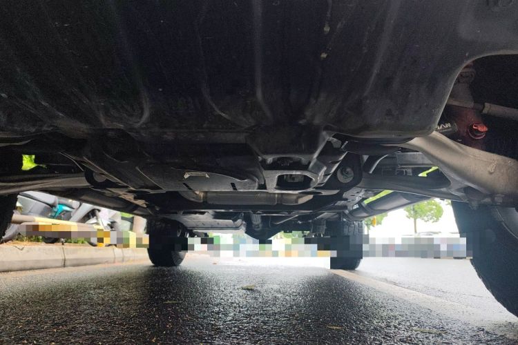 Used Ford Bronco 2024 2.3T Long Beach Chassis Front
