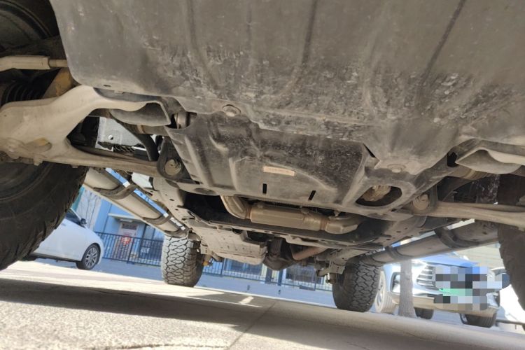 Used Ford Bronco 2024 2.3T Ink Diamond Big-Tire Off-Road Version Chassis Front