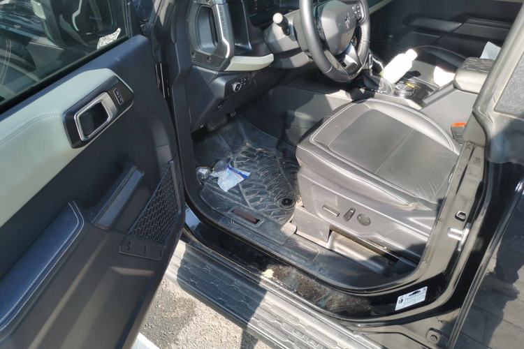 Used Ford Bronco 2024 2.3T Long Beach Driver Seat