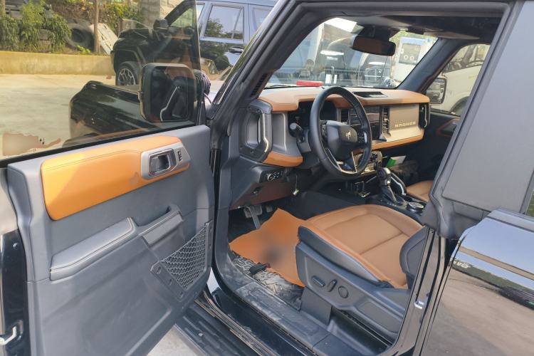Used Ford Bronco 2024 2.3T Long Beach Driver Seat