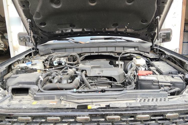 Used Ford Bronco 2024 2.3T Wilderness Engine Bay