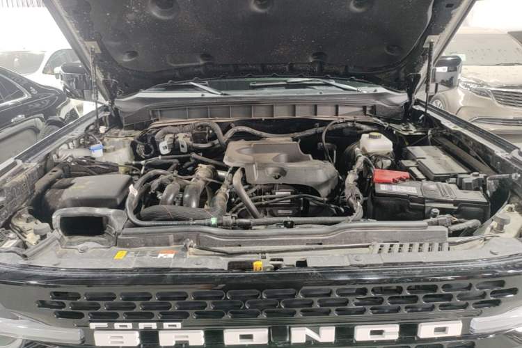 Used Ford Bronco 2024 2.3T Wilderness Engine Bay