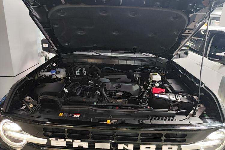 Used Ford Bronco 2024 2.3T Long Beach Big-Foot Off-Road Version Engine Bay