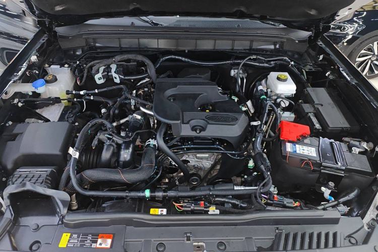 Used Ford Bronco 2024 2.3T Wilderness Engine Bay