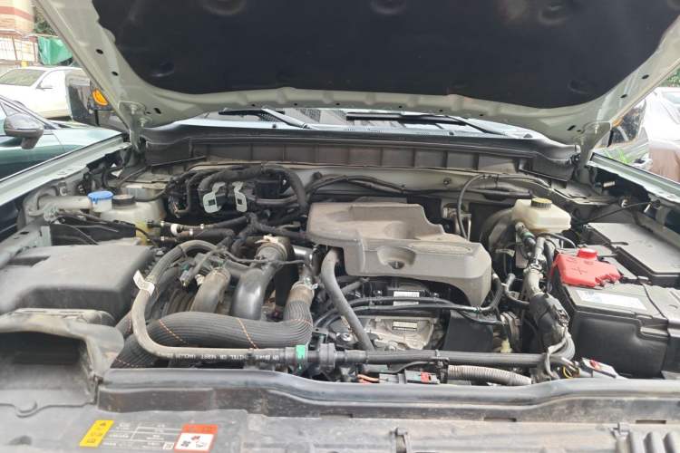 Used Ford Bronco 2024 2.3T Wilderness Engine Bay